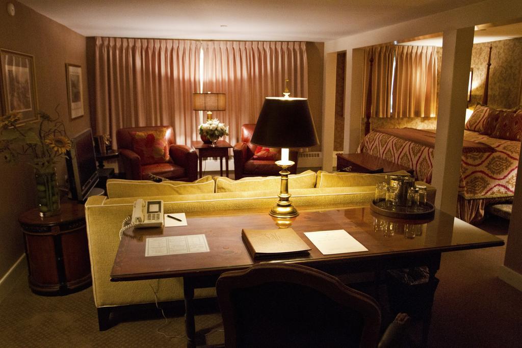 Bedford Village Inn ภายนอก รูปภาพ